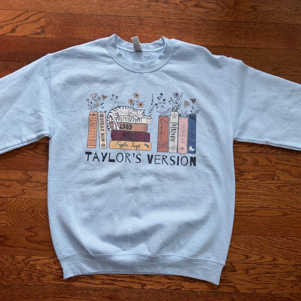 Taylor Swift Taylor's Version Book/Cat/Flowers Crewneck Sweatshirt
